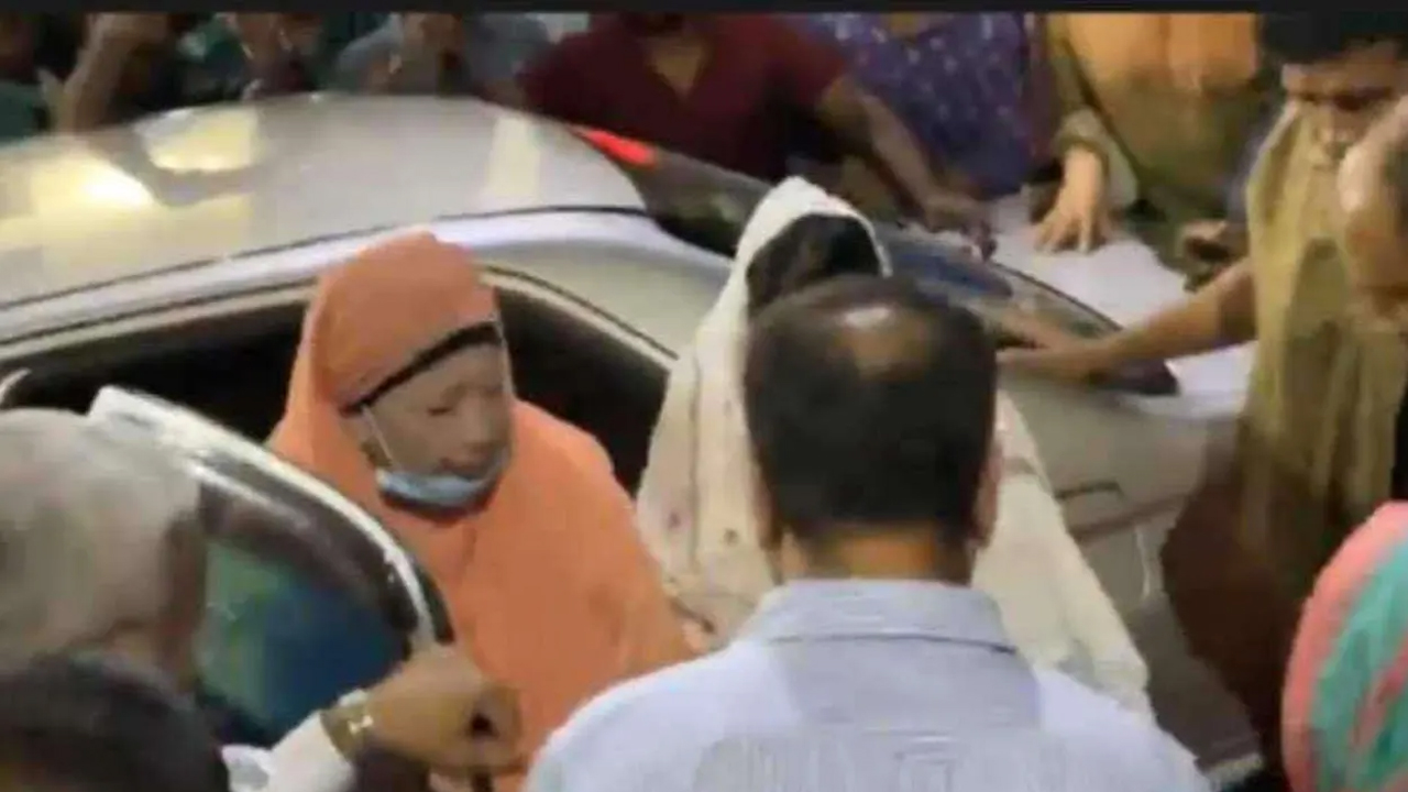 বাসায় ফিরেছেন খালেদা জিয়া